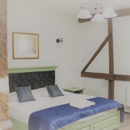 La Curtea Domneasca Hotel เปียตราเนียมซ์ ภายนอก รูปภาพ